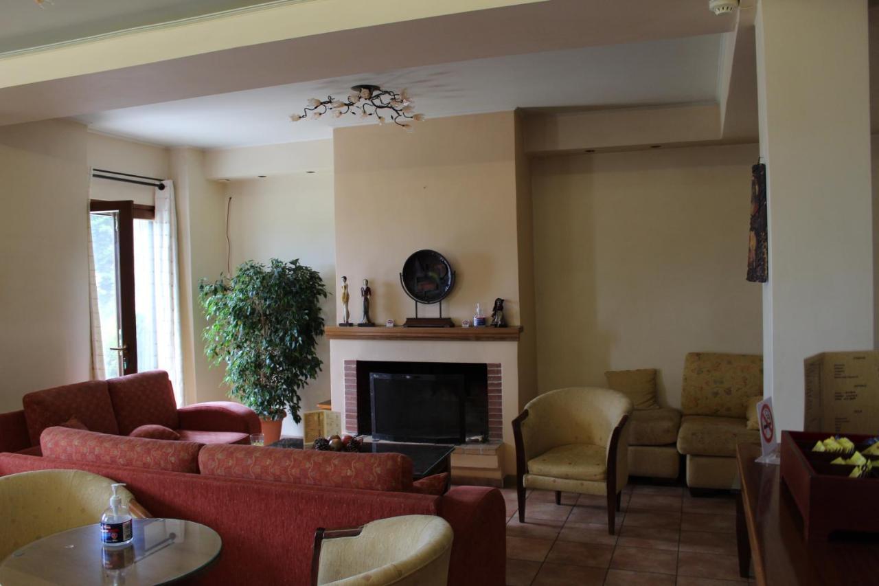 Elatou Hotel Ano Chora Exterior photo
