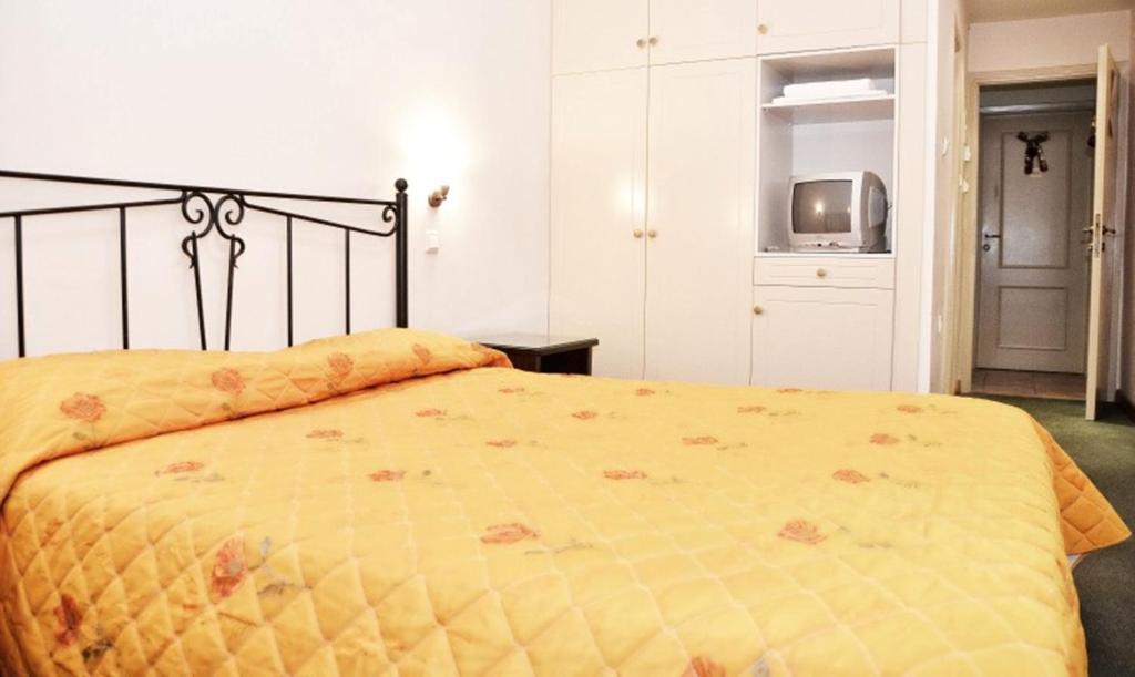 Elatou Hotel Ano Chora Room photo
