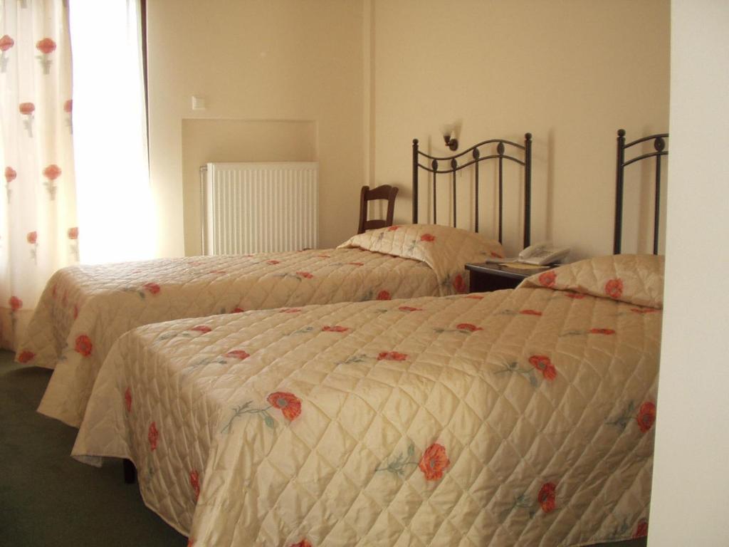 Elatou Hotel Ano Chora Room photo